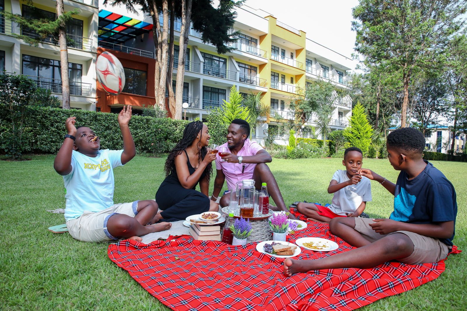 Hidden Hills home hero